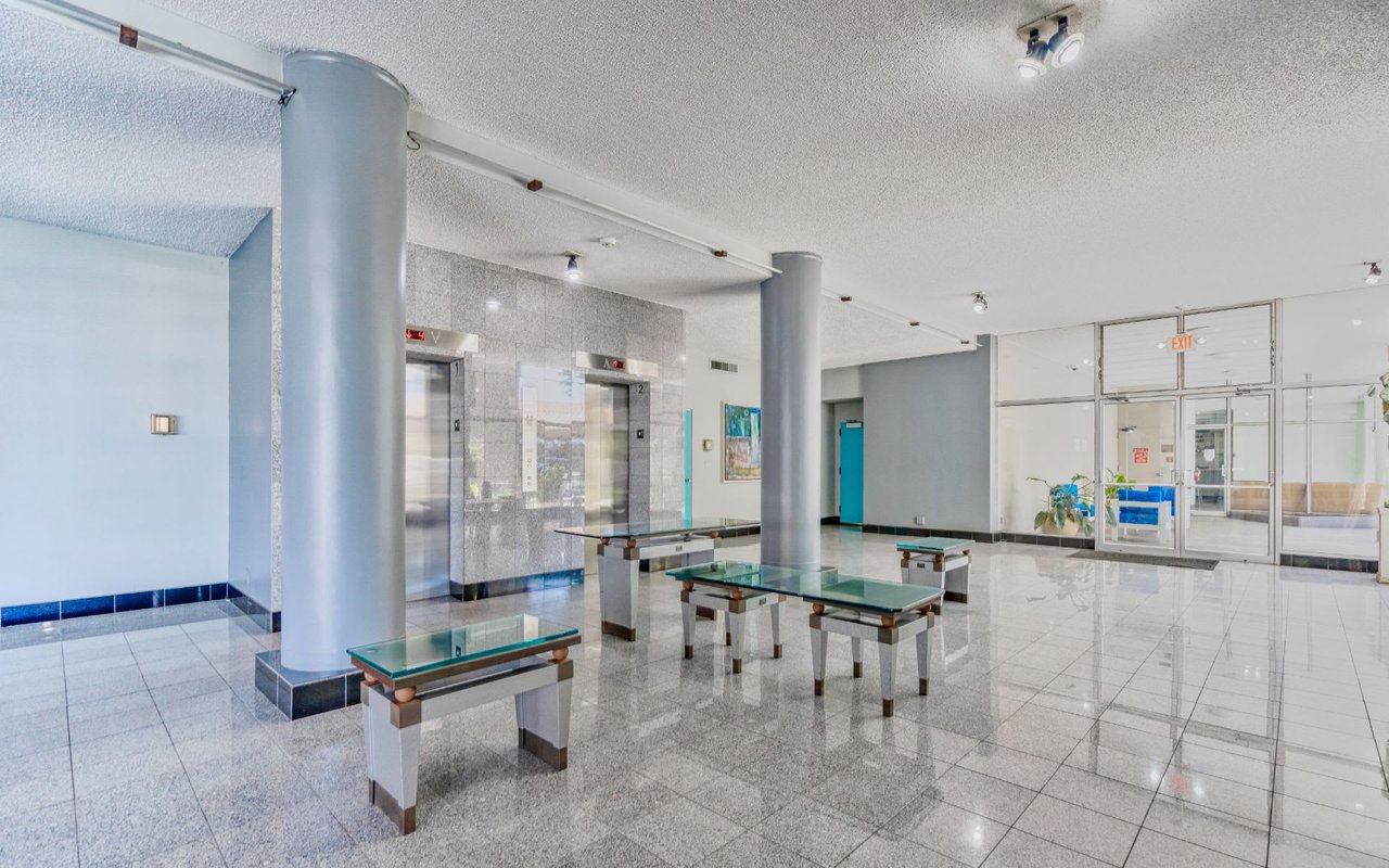 100 Atlantic Avenue Unit: 915