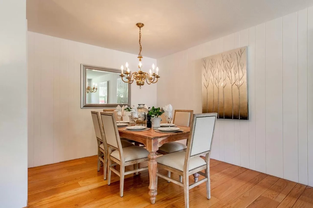 35 La Loma Drive