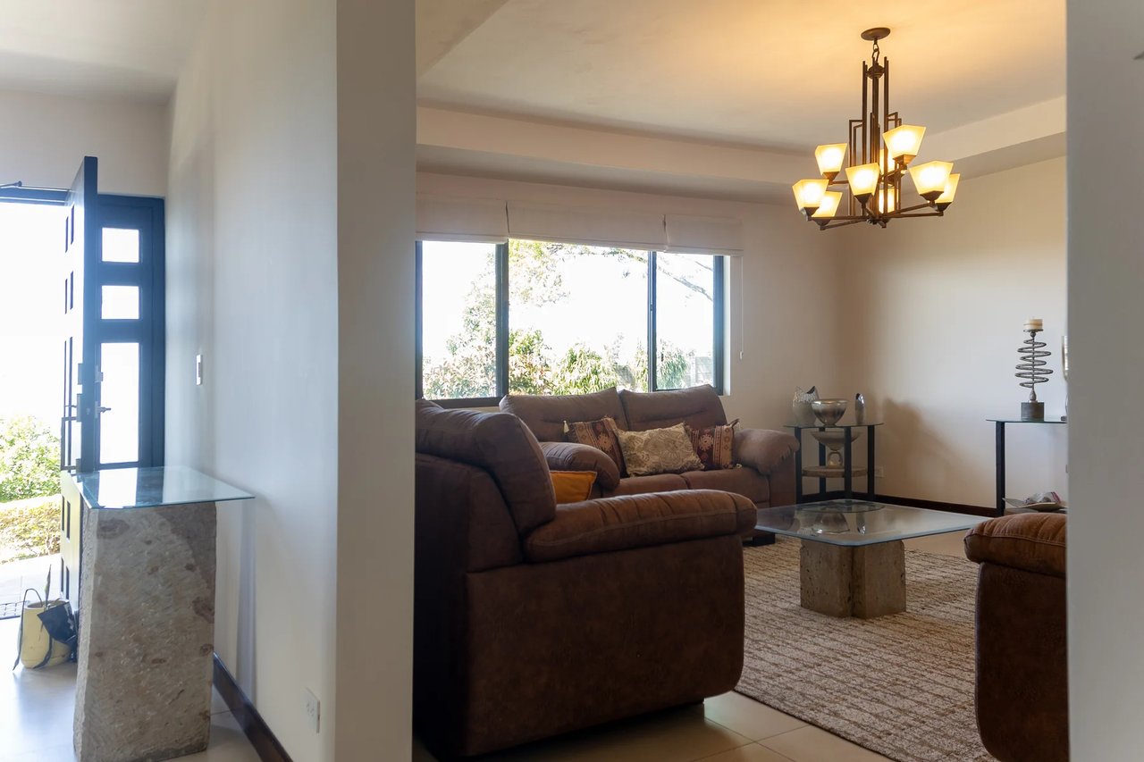 Dual Luxury Homes Estate, Heredia