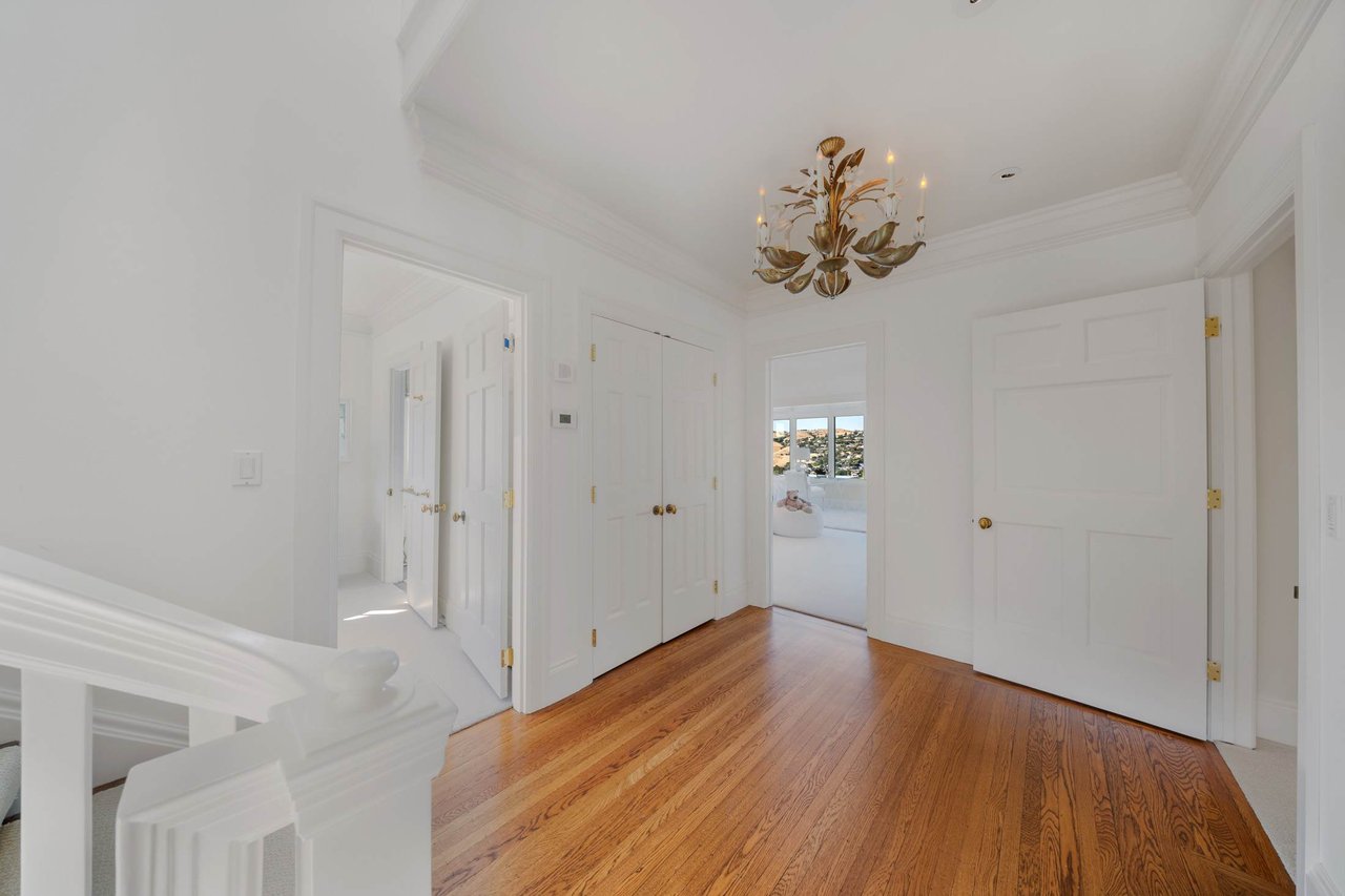 Iconic Belvedere View Estate