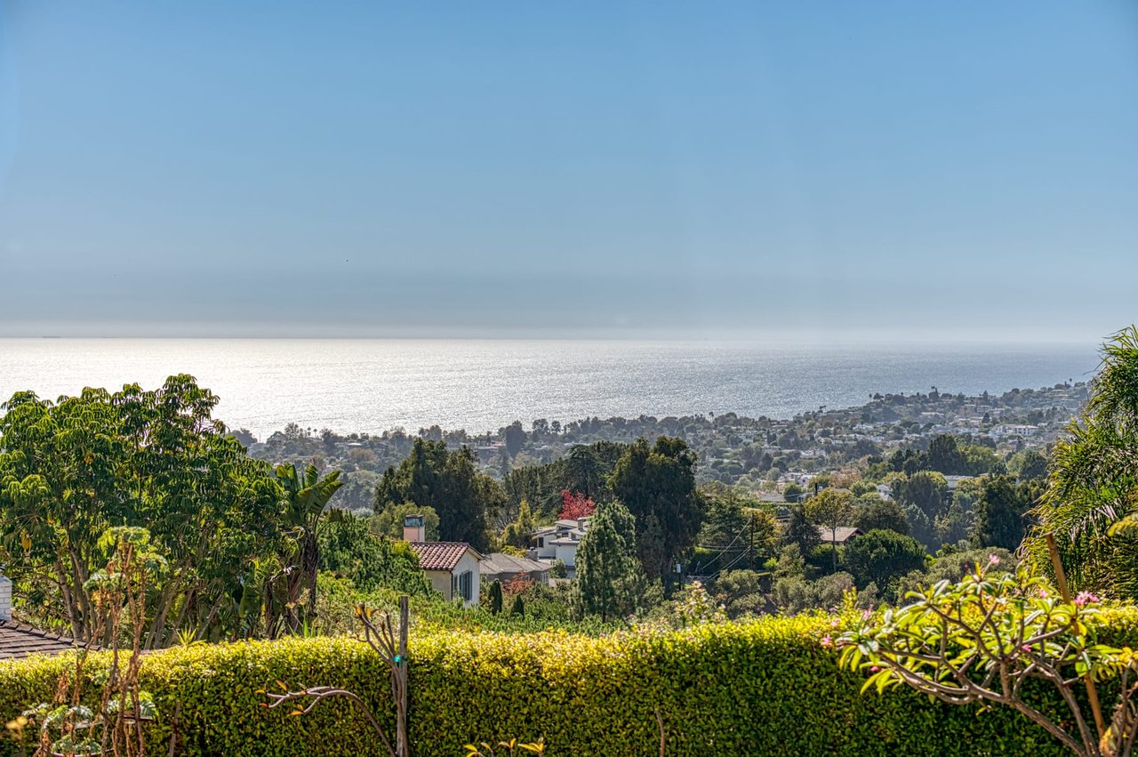 1425 Chautauqua Blvd