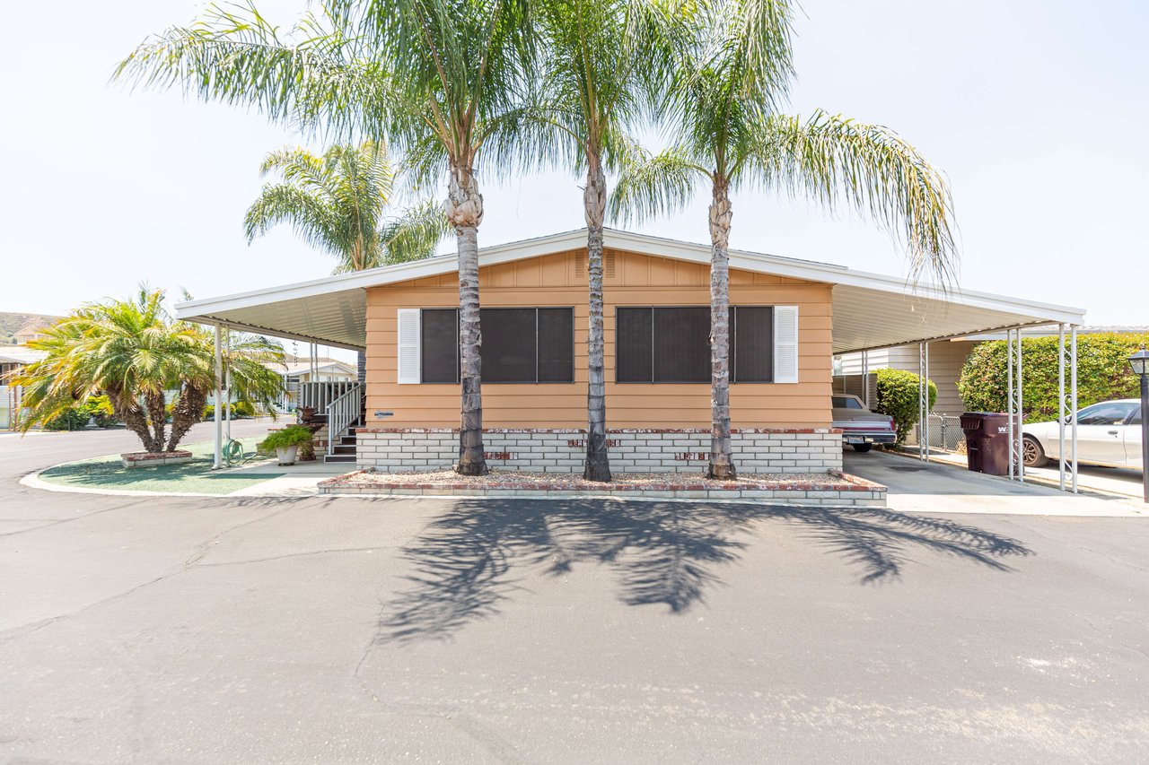 45521 State Highway 74 unit 120 hemet, 92544