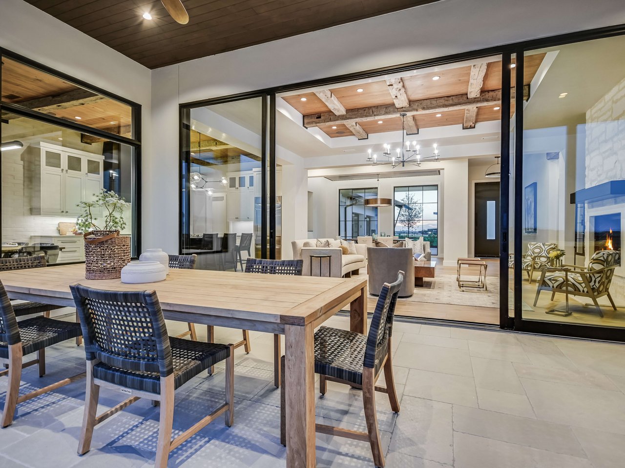 Alluring Amarra Masterpiece
