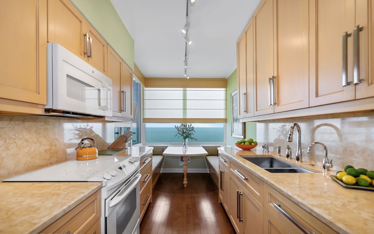 Power Broker Round Table