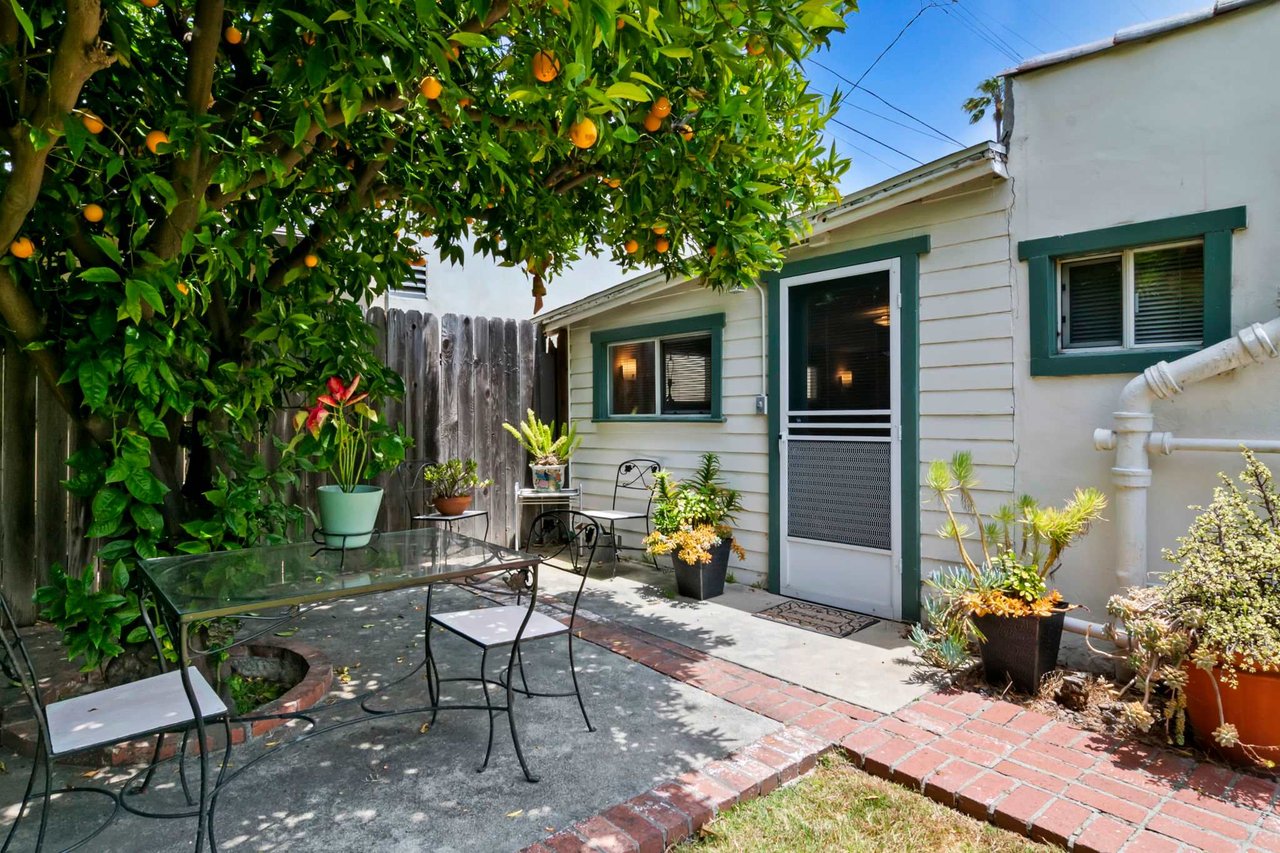 2238 Camden Ave