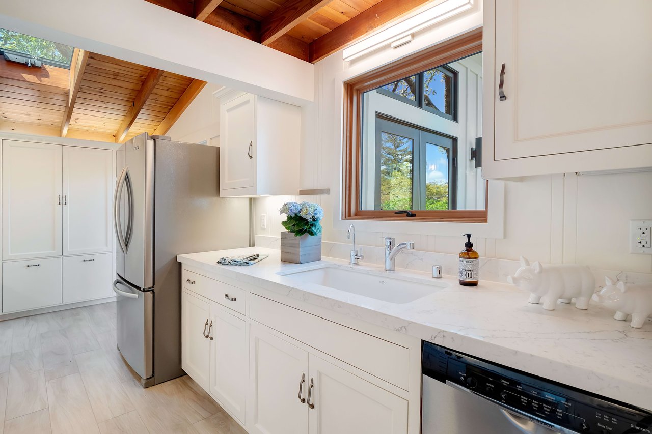 880 Bolinas Road, Fairfax