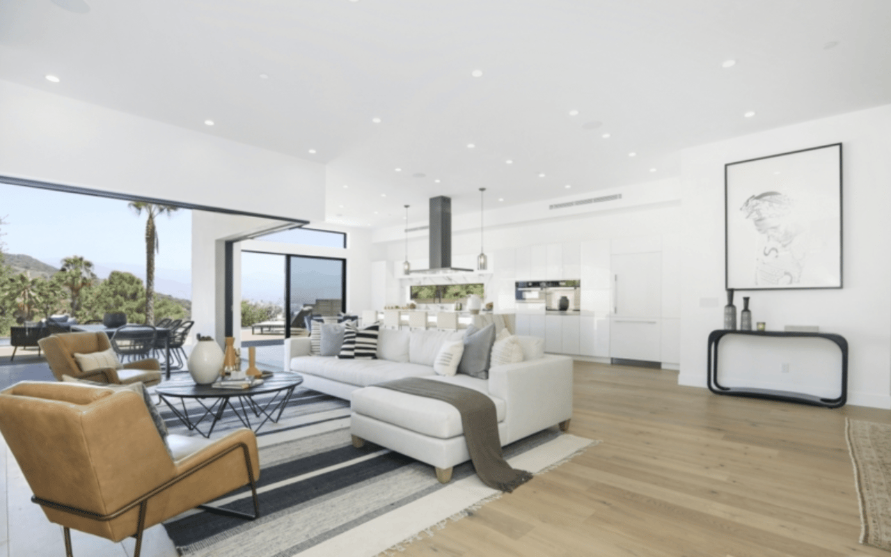 Kristen Schaal Upgrades to All-New Los Feliz Contemporary