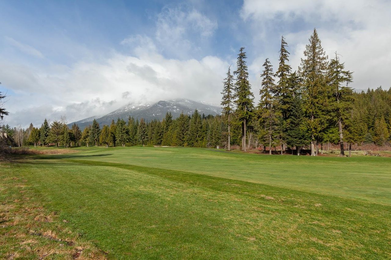 18-4636 Blackcomb Wy
