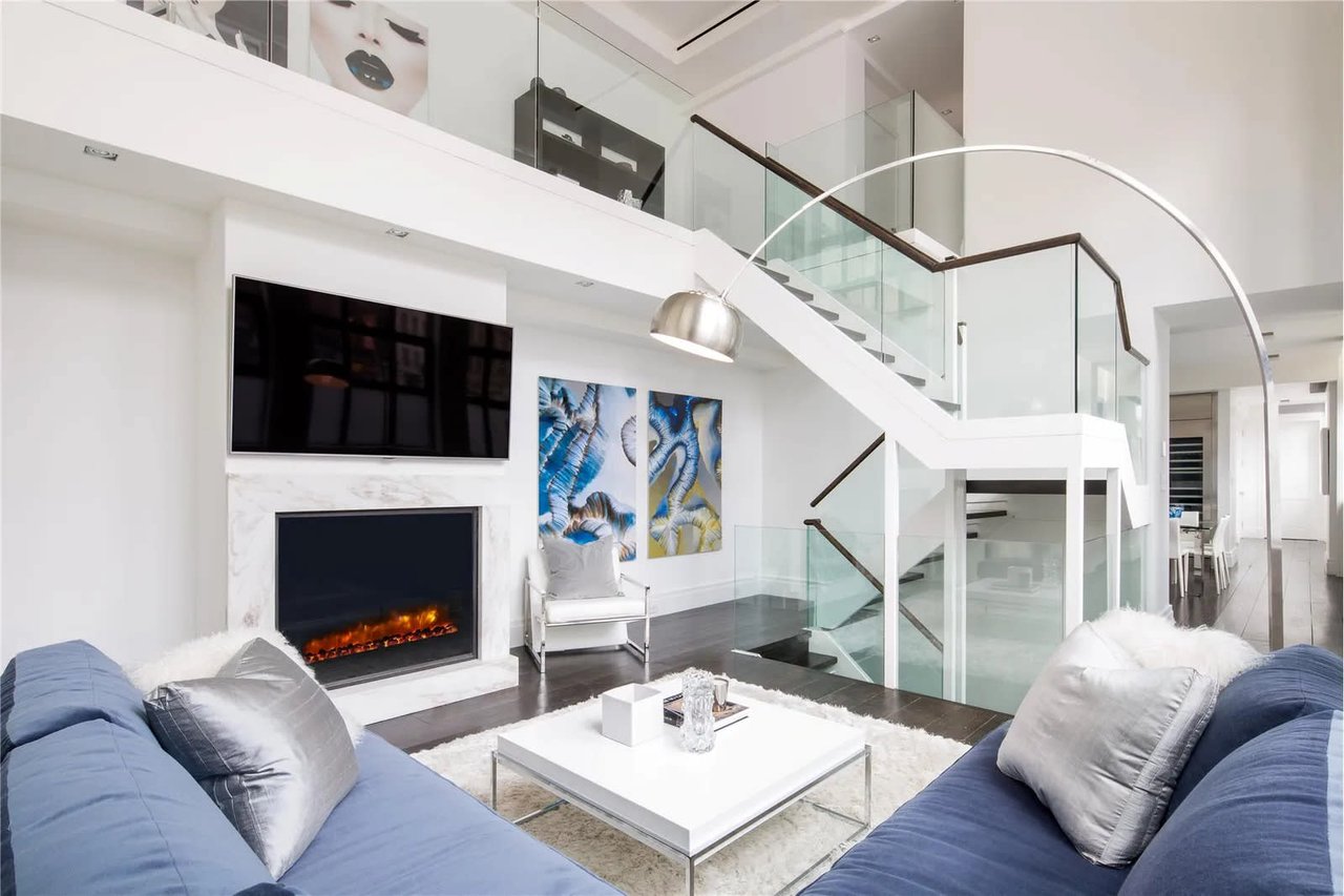 137 Franklin St, #1/2