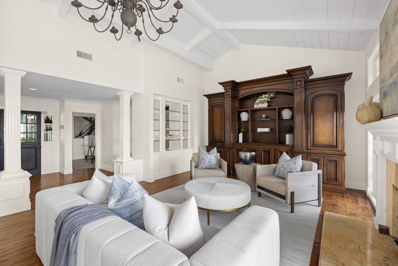 1425 Keel Drive