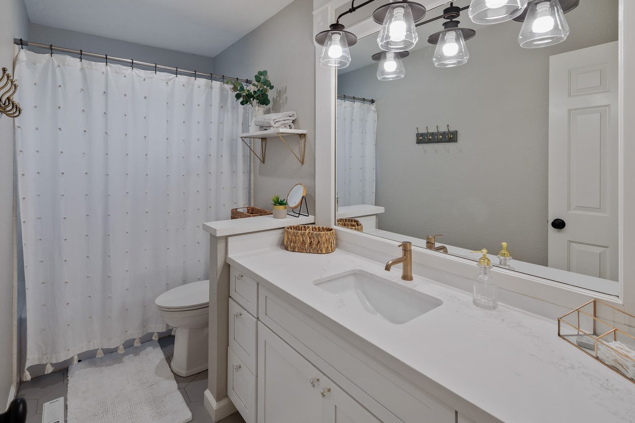 Stylishly Updated Rincon Valley Home