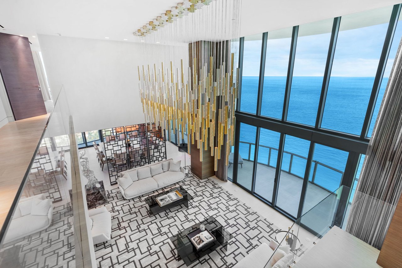 Regalia Sunny Isles PH 43