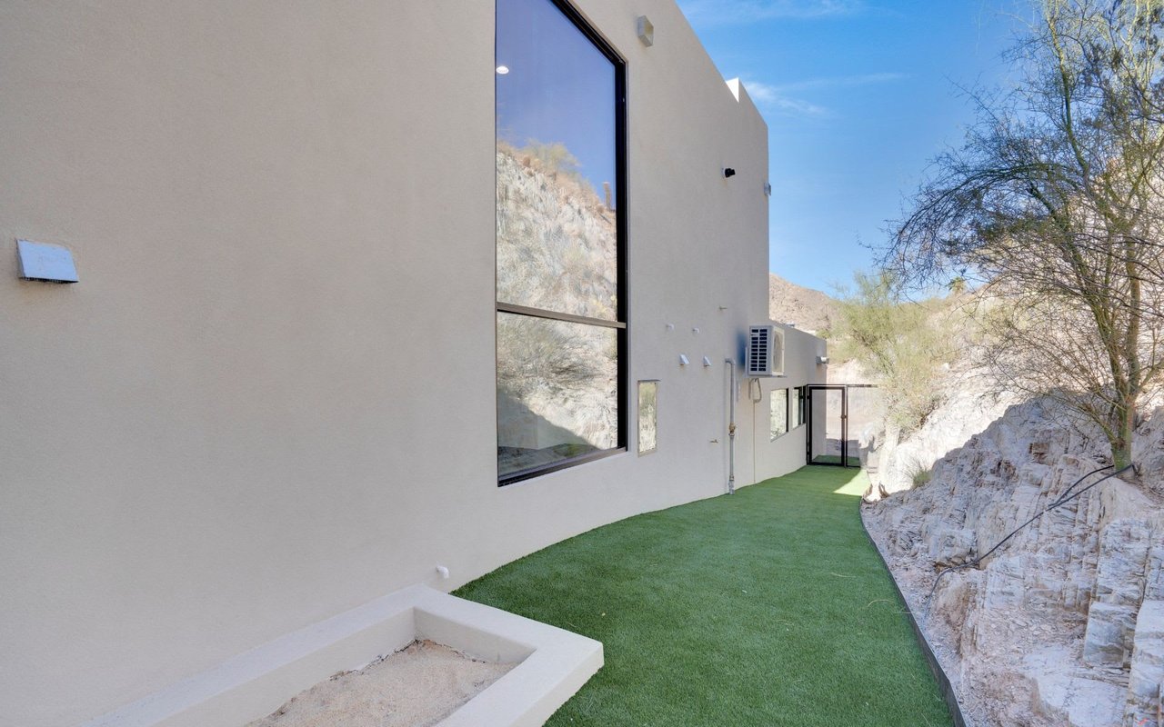 7043 N Longlook Road, Paradise Valley, AZ