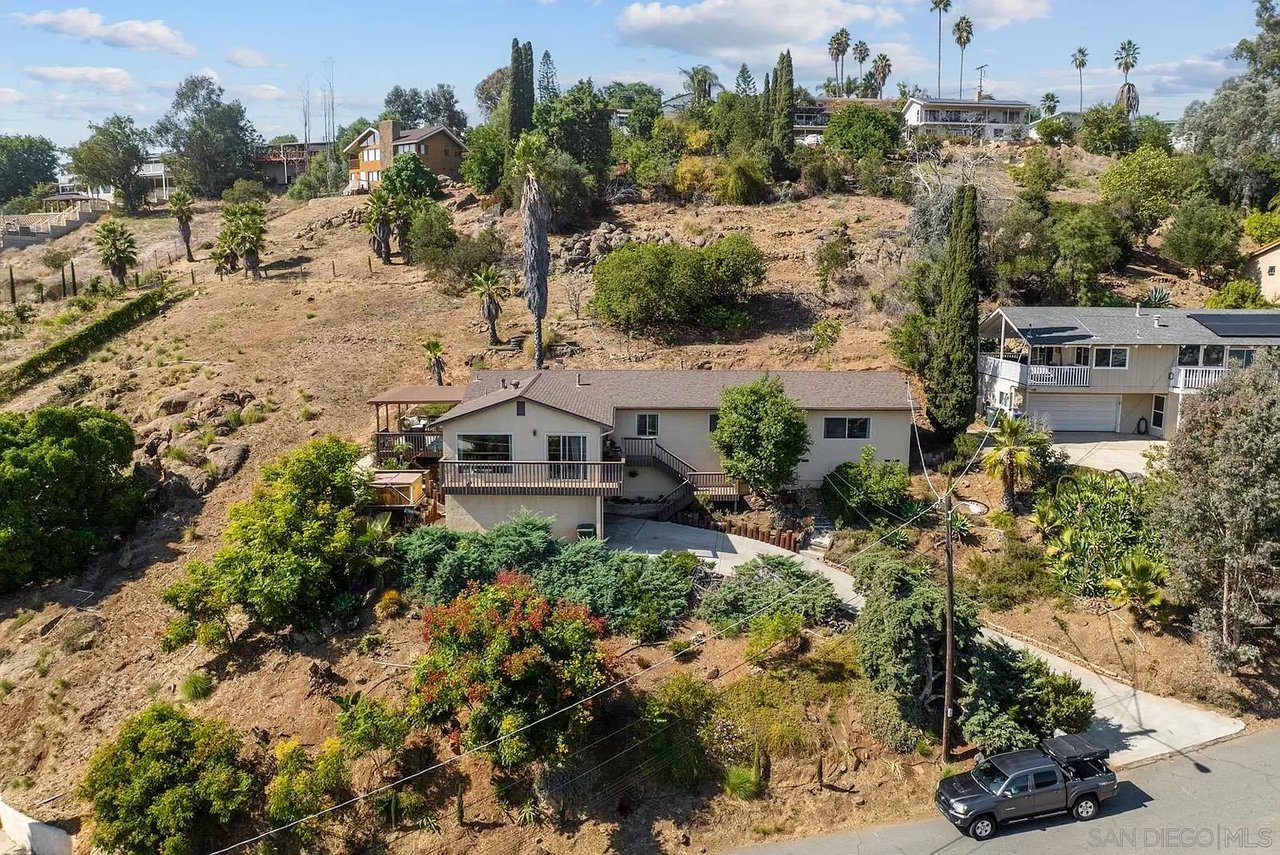 3410 Saddle Drive
