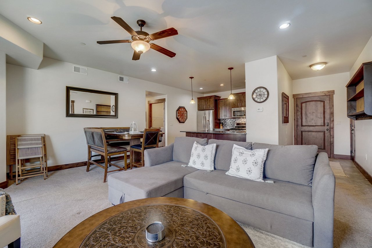 1291 W Black Rock Trail #H