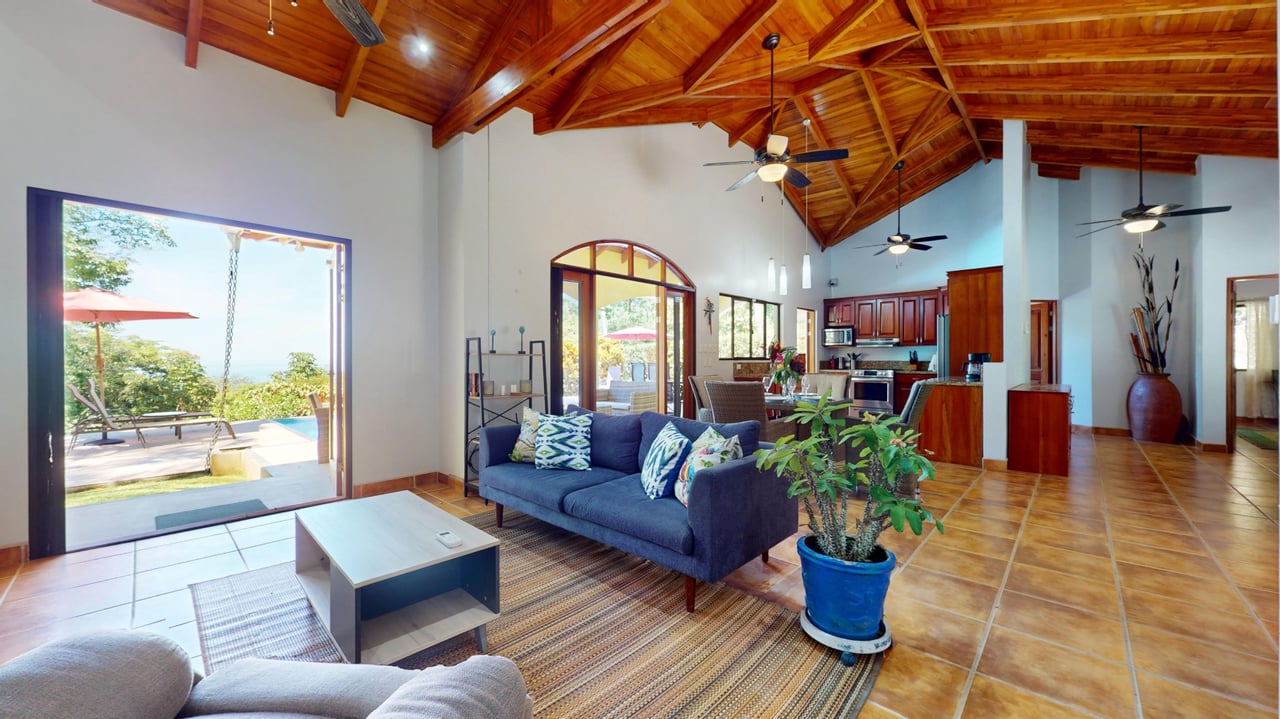 Private Ocean View Estate, Ojochal, Puntarenas