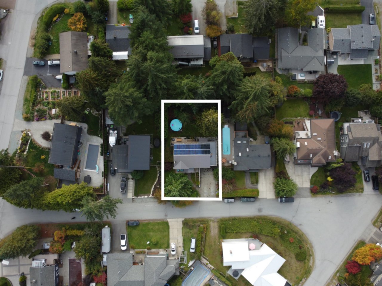 2554 Jura Cres