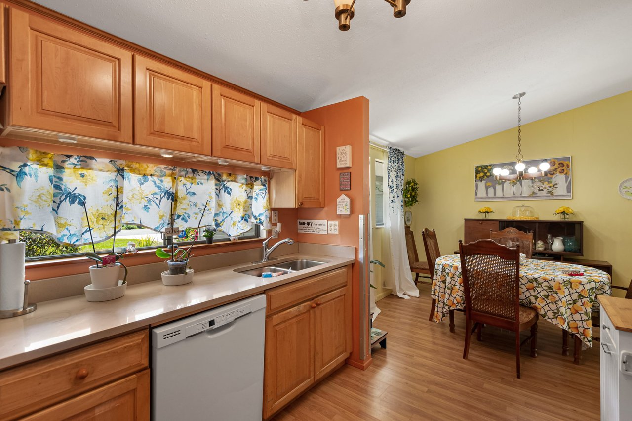 2536 MARTHA  LANE