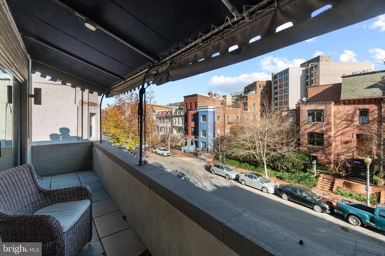 2101 N St NW, #205