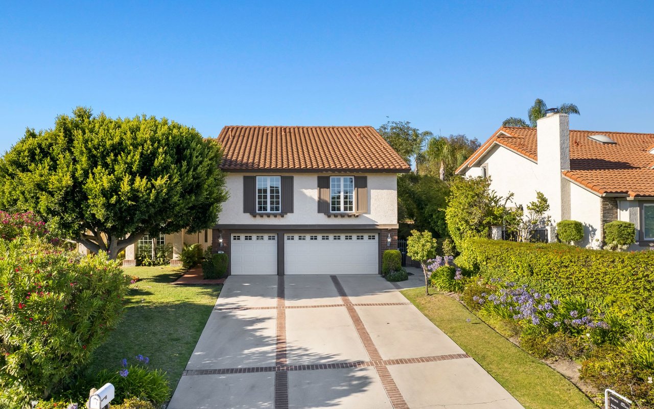 16 Quarterhorse Lane
