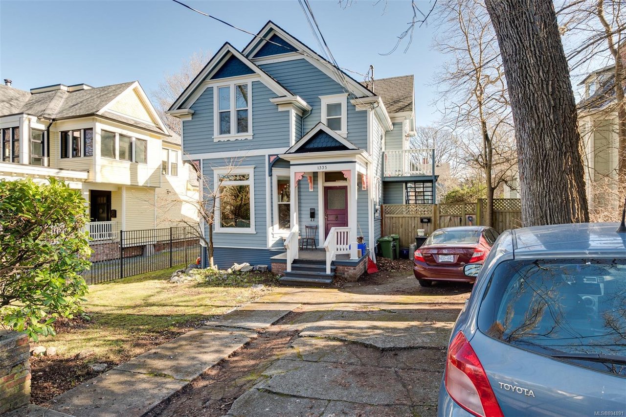 1335 Stanley Ave