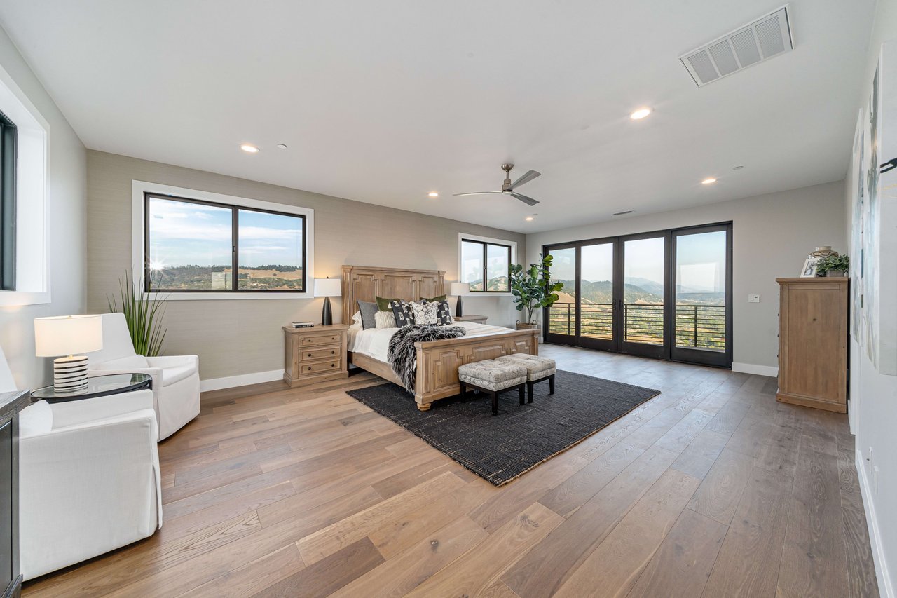 3927 Rincon Ridge Drive
