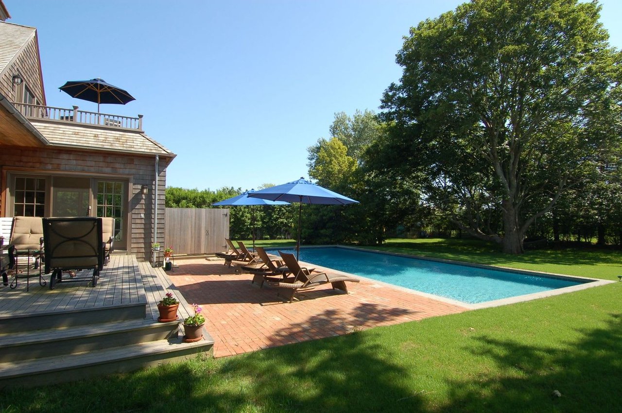 THE PERFECT SUMMER RENTAL LOCATION, SAGAPONACK SOUTH, CLOSE TO OCEAN BEACH