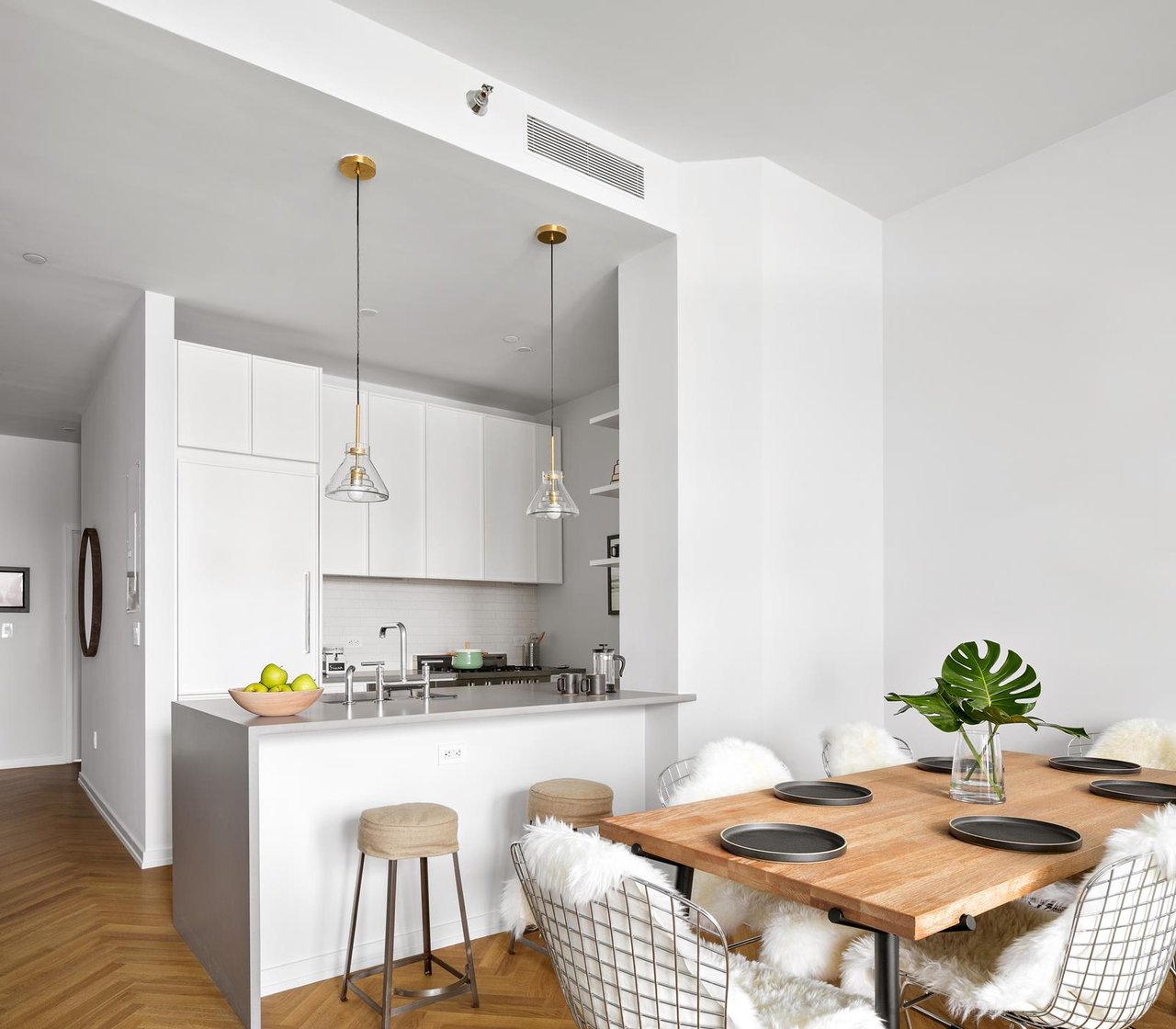 184 Kent Ave. Unit: B-606