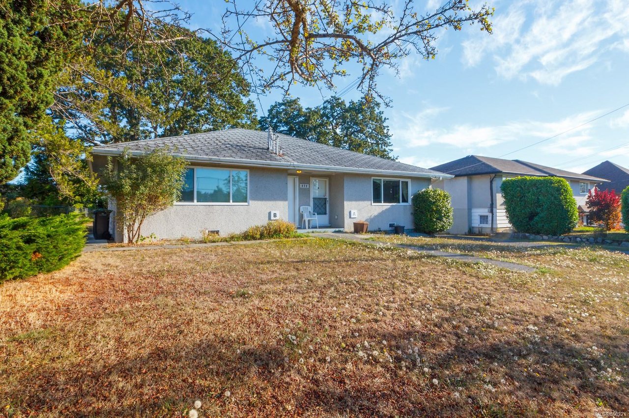 872 Old Esquimalt Rd