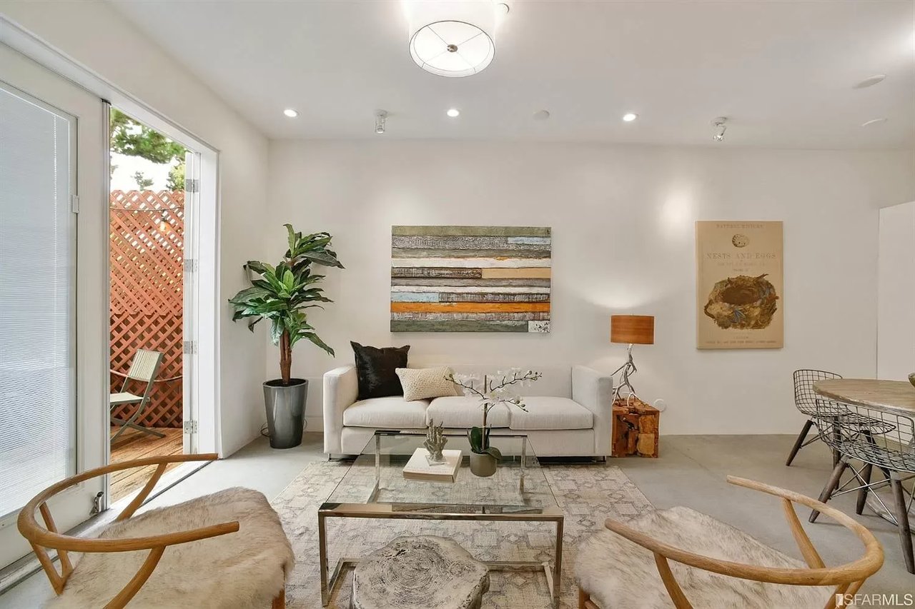 635 6th Ave