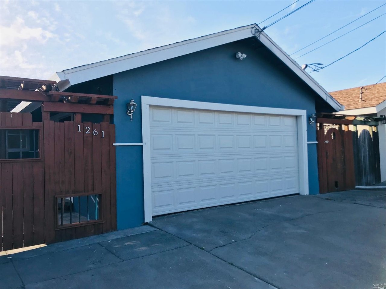 1261 Lombardi Ave