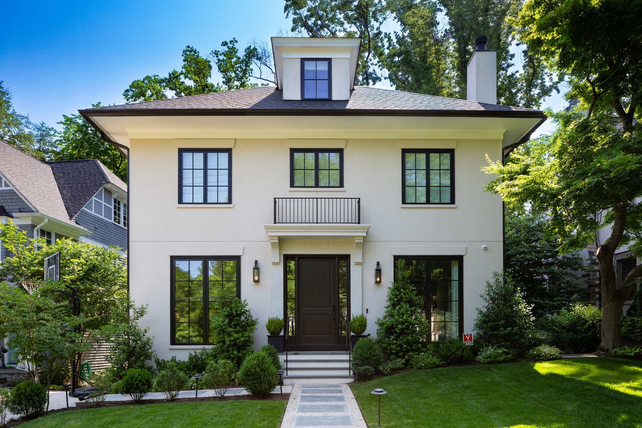 custom luxury home in potomac md