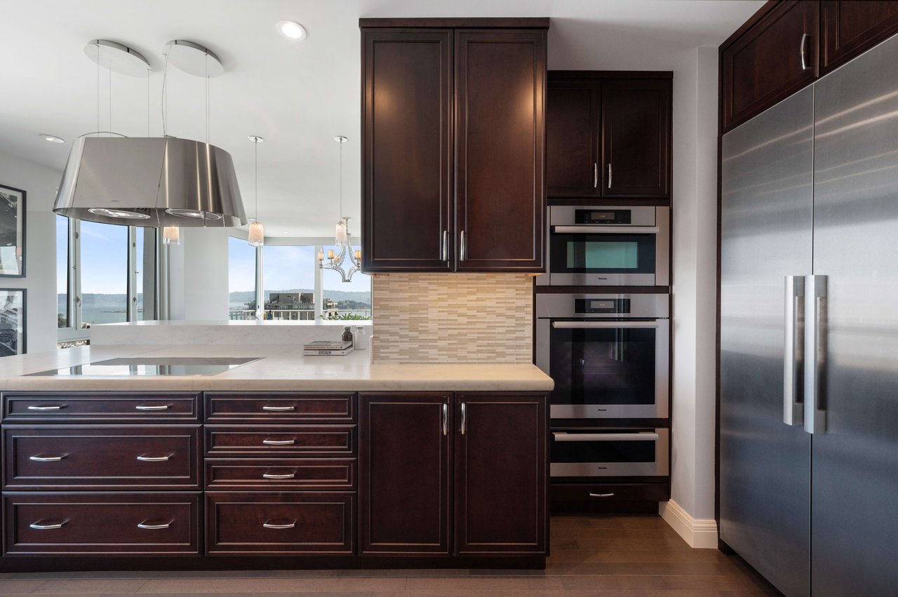 Remarkable Renovation & Rolling Landmark Views