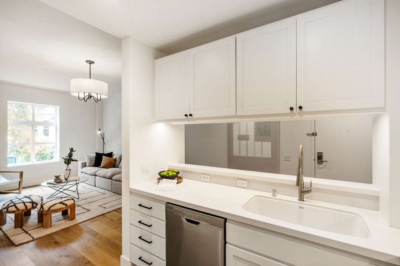 1101 Pacific Ave #203