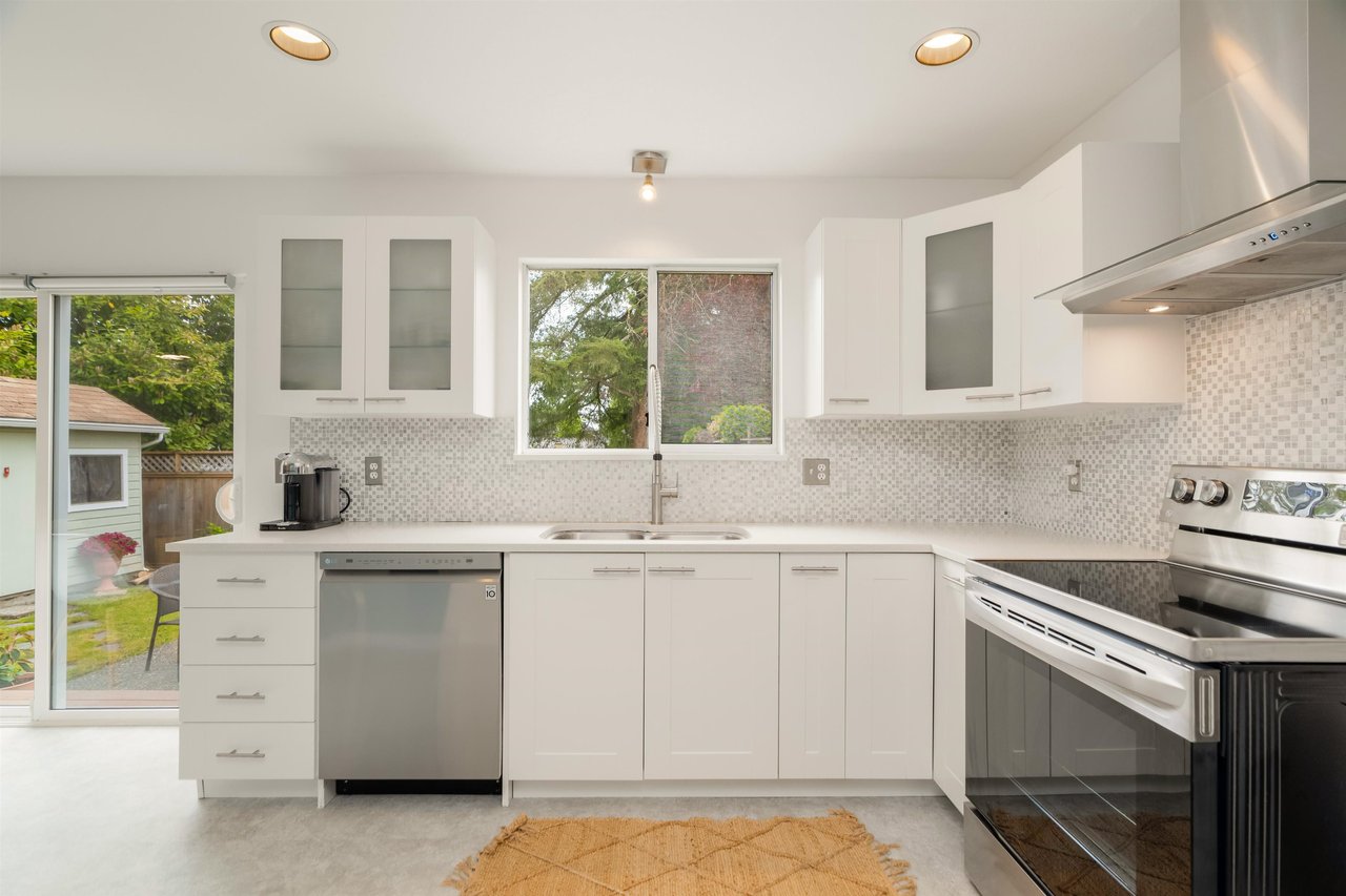 20294 125 Ave