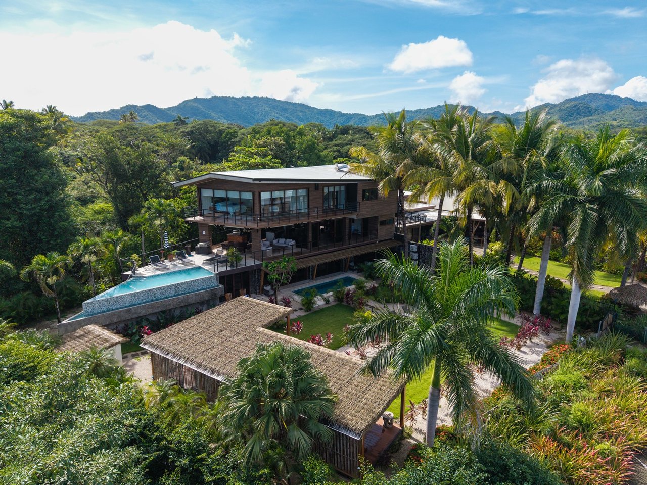 Beachfront Luxury Ocean View Home, Flamingo, Guanacaste