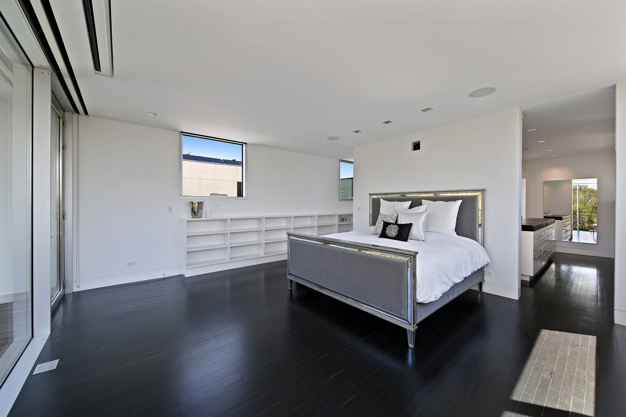 For Those Seeking An Extraordinary Lifestyle