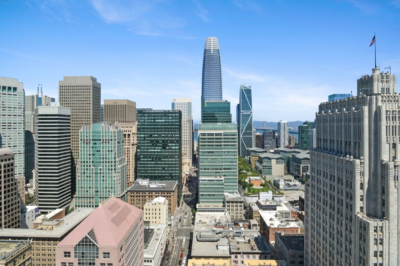 City View 3 BD St. Regis Residence