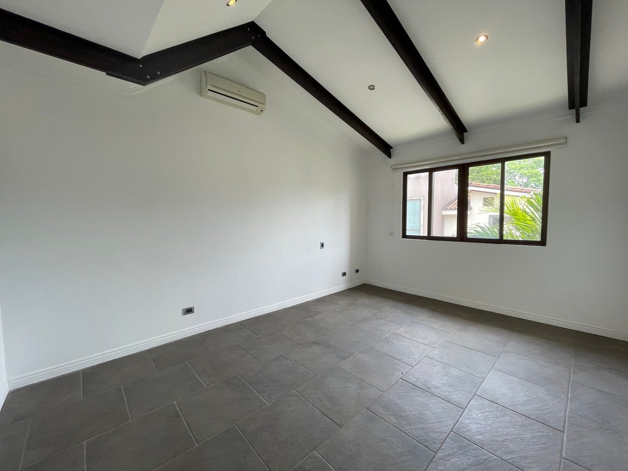 Modern Colonial Townhouse, Ciudad Colon, San Jose