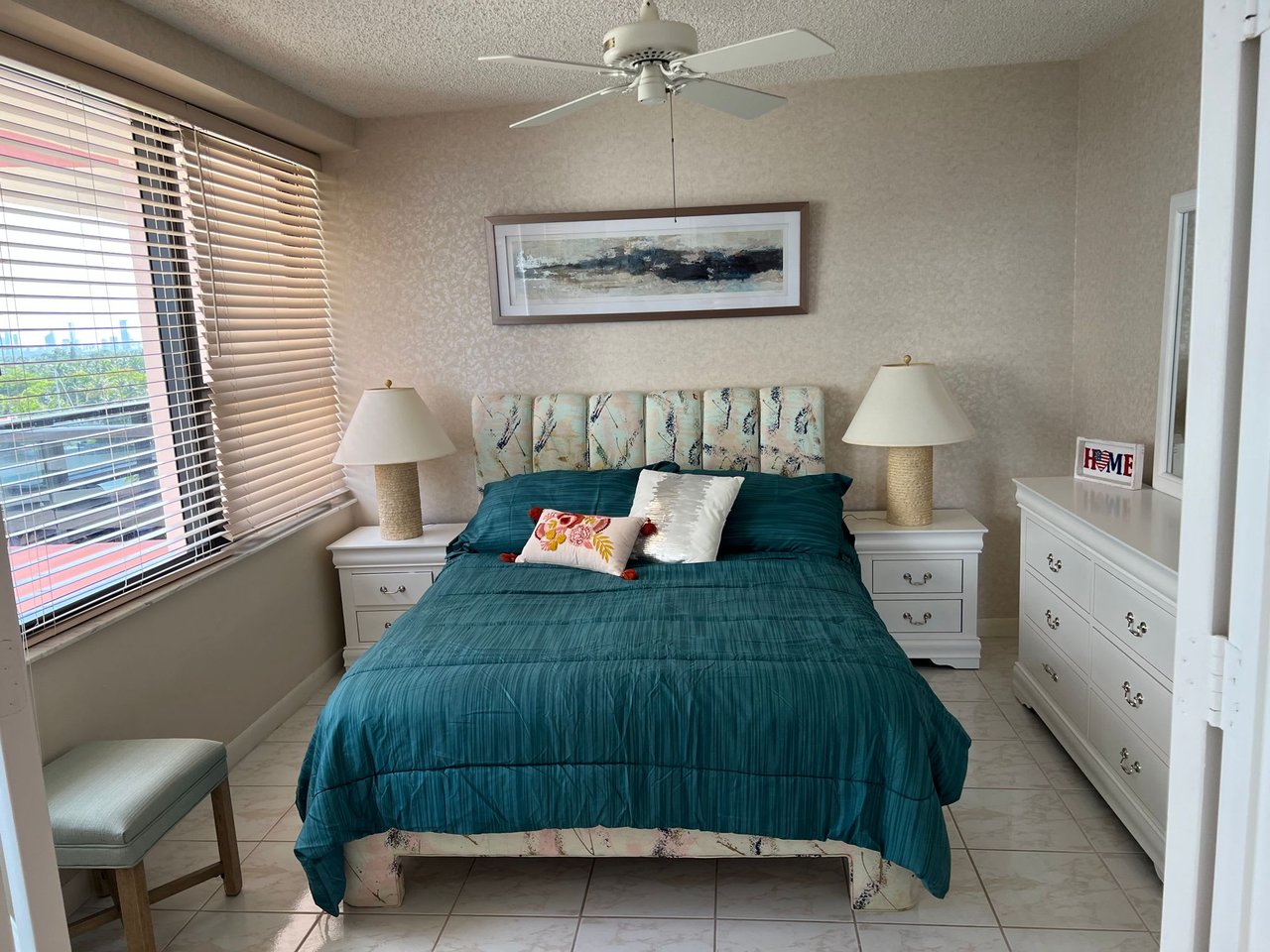 5225 Collins Ave #917 Miami Beach FL-33140