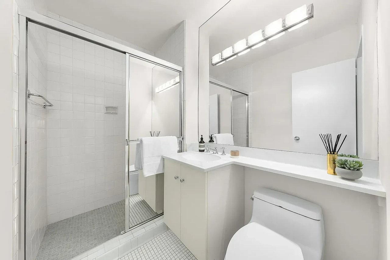 1725 York Avenue, Unit 14B