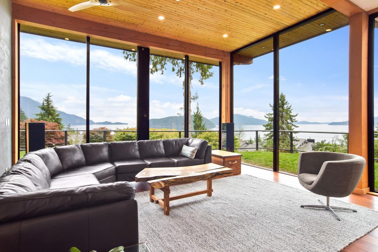 25 Sweetwater Pl