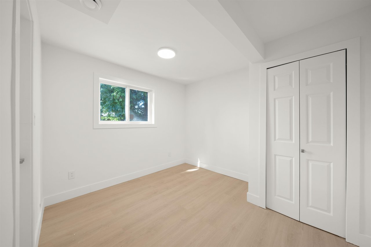 10355 Iverson Cres