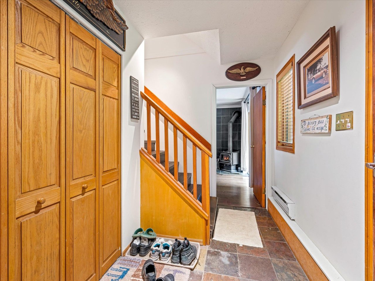 2316 Gondola Wy