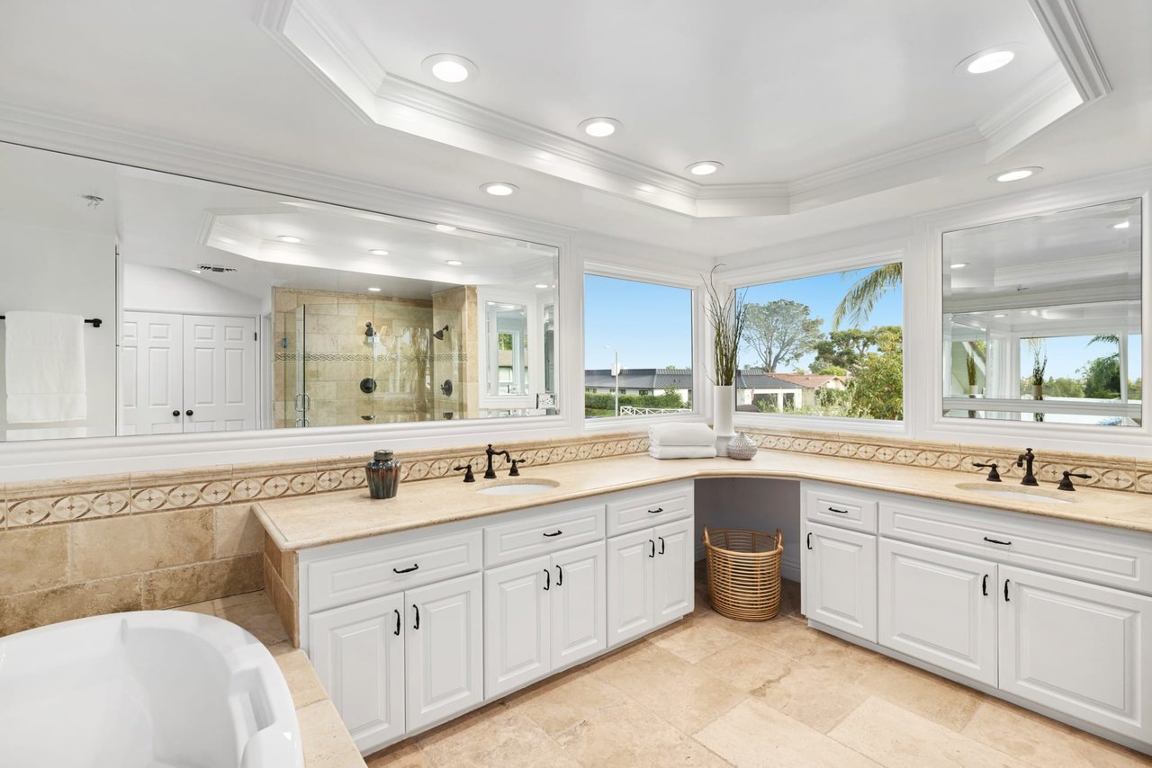 1801 Santiago Drive