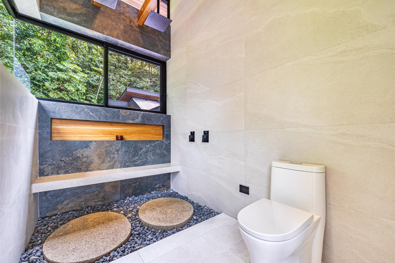 Private Waterfall Luxury Estate, Dominical, Puntarenas