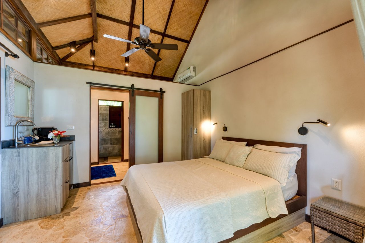 Balinese Beachfront Luxury Hotel, Uvita, Puntarenas