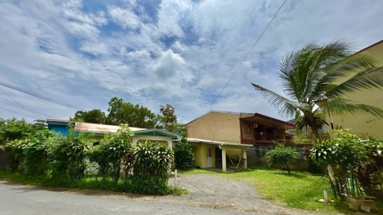 Mixed Use Income Property, Jaco, Puntarenas