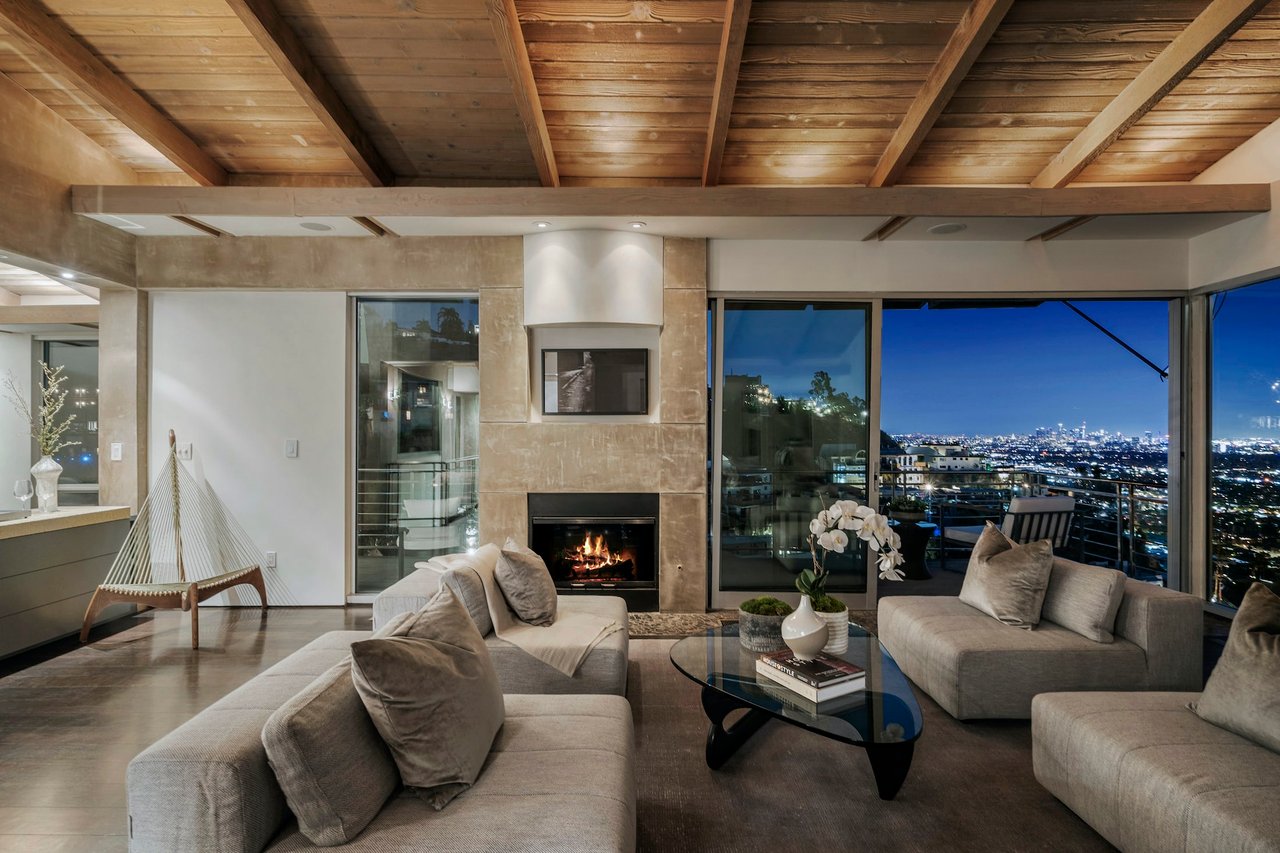 Sunset Strip Architectural with Jetliner Views