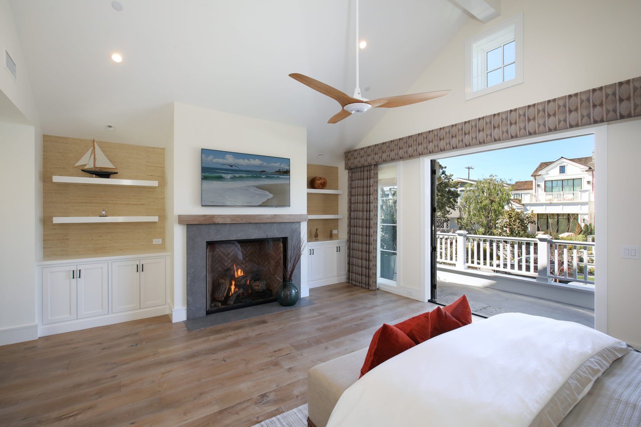 308 Poinsettia Avenue